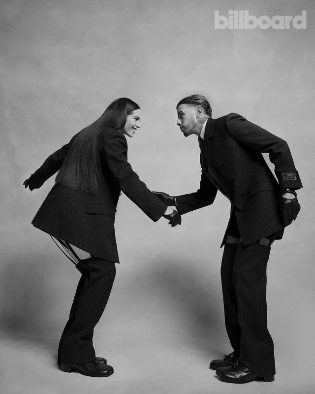 Sevgilisi ilə jurnala pozalar verdi