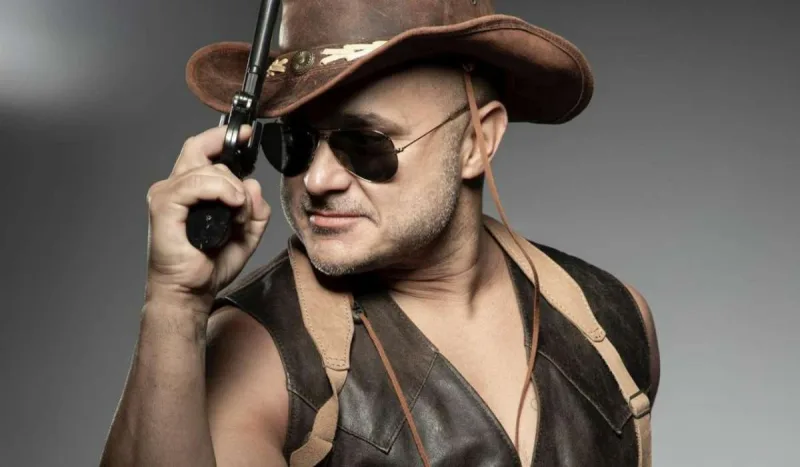 Miri Yusif kovboy stilində