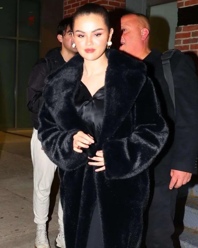 100 influenseri bir araya yığdı