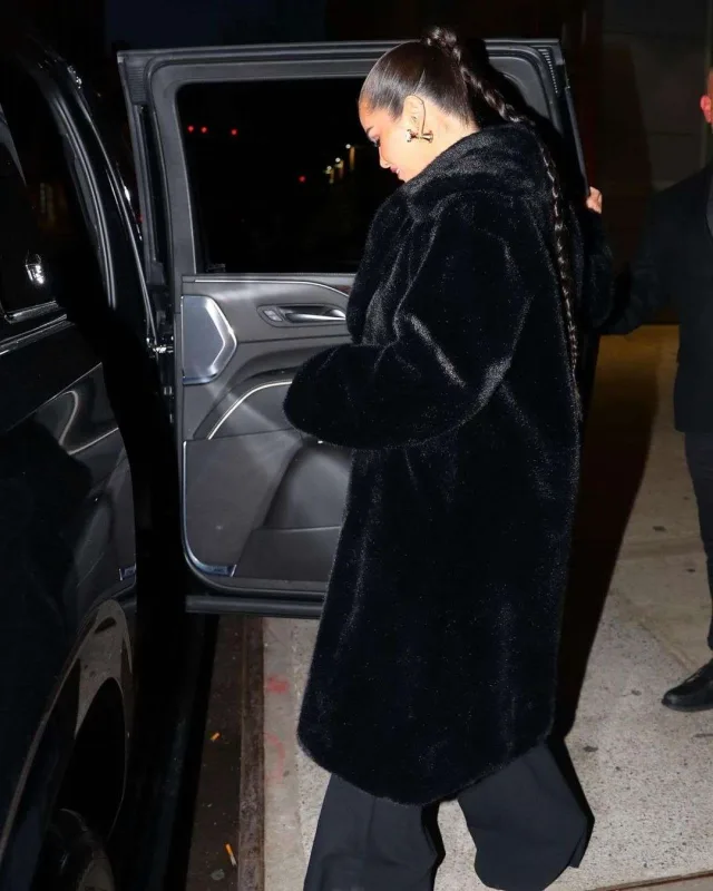 100 influenseri bir araya yığdı