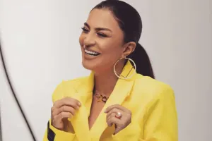 “Uşaqlarımın atası öl desə, ölərdim”