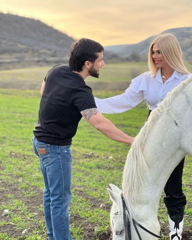 Aysunun 148  manat cəriməsi var