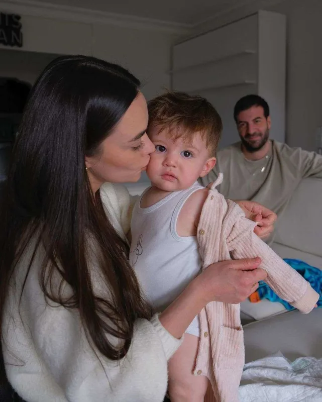 Övladlarının üzünü ilk dəfə göstərdilər