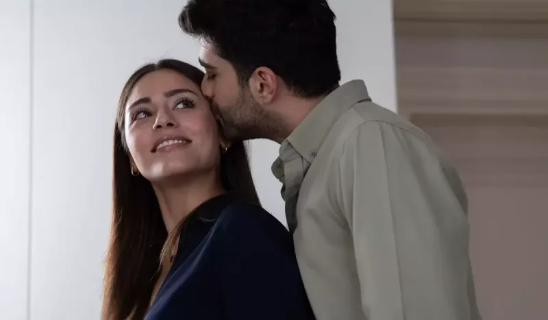 “Kızılcık şerbeti”nə görə ”Show” TV-nin qarşısında aksiya!