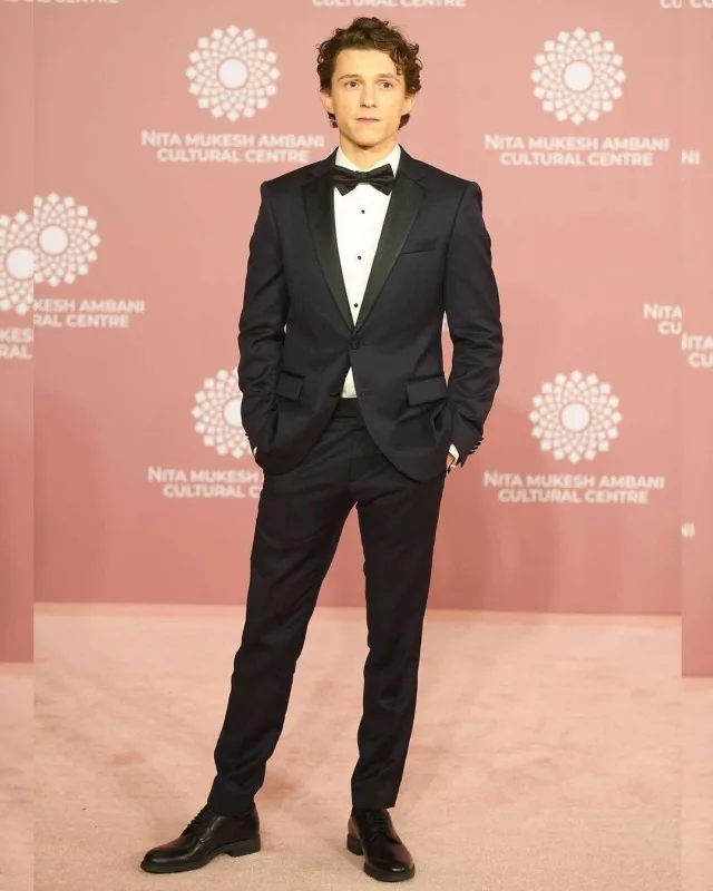 Hindistanda təntənəli açılış