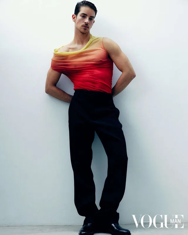 “Elite”in ulduzu kamera qarşısında