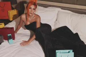 Röya Ayxan dələduzluqla üzləşdi