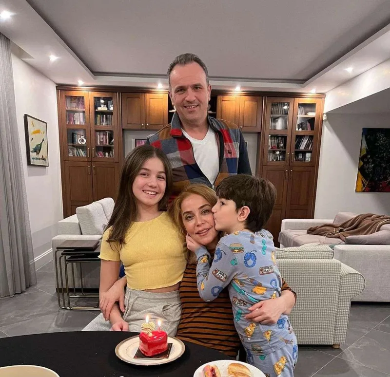 “Tək olmadığımı bilirəm”