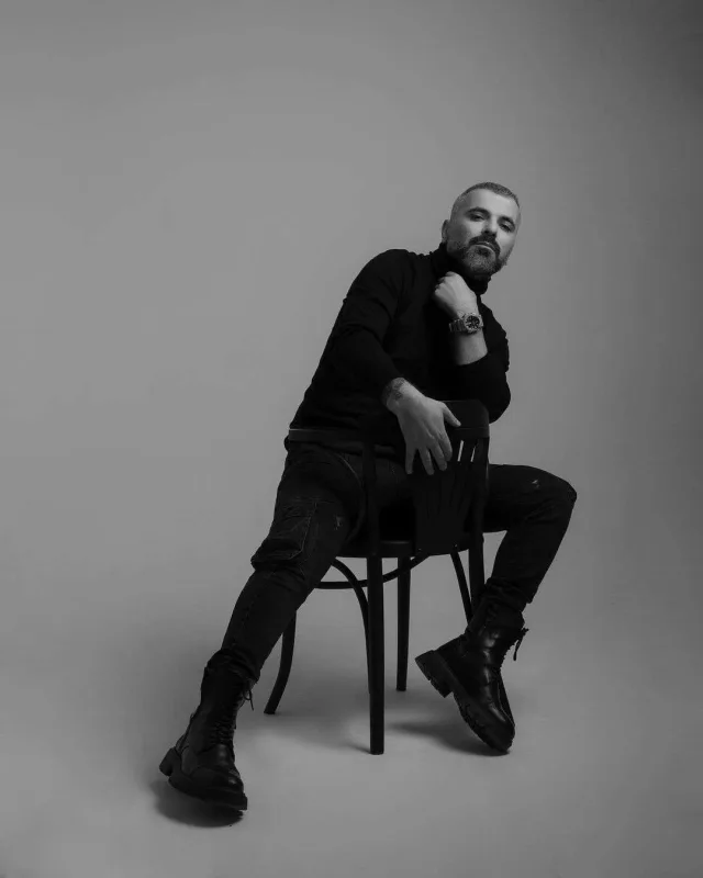 “Bütün səylərimə baxmayaraq, məni bəyənənlər var!”