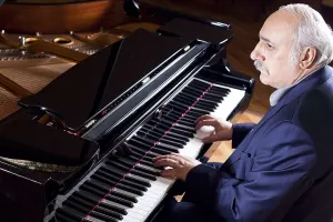 Dünyaca məşhur musiqiçi Eldar Mansurovu paylaşdı