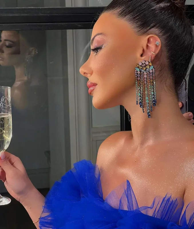 “Günü 1 manata salonda işləyirdim”