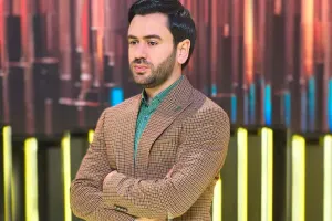 Üzeyirin yutub kanalı milyardı keçdi