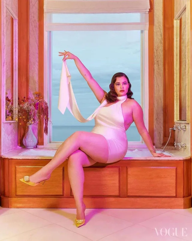 “Euphoria” ulduzu “Vogue”a pozalar verdi