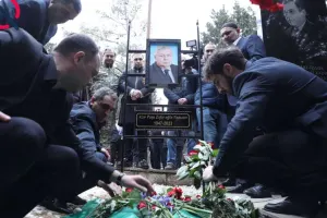 Azər Paşa Nemətov dəfn olundu - Yenilənib