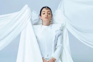 Dilarə ağa büründü