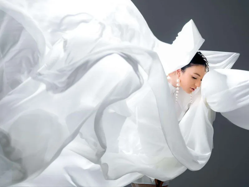 Dilarə ağa büründü