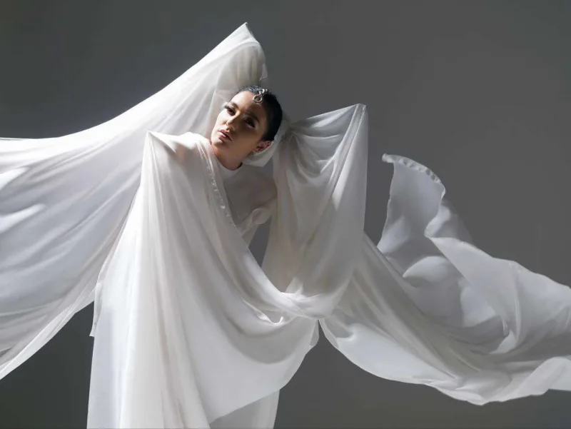 Dilarə ağa büründü