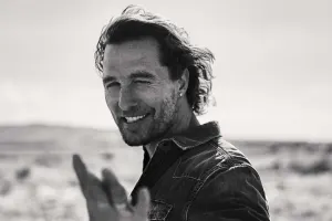 Təyyarəsini ildırımın vurmasından danışdı