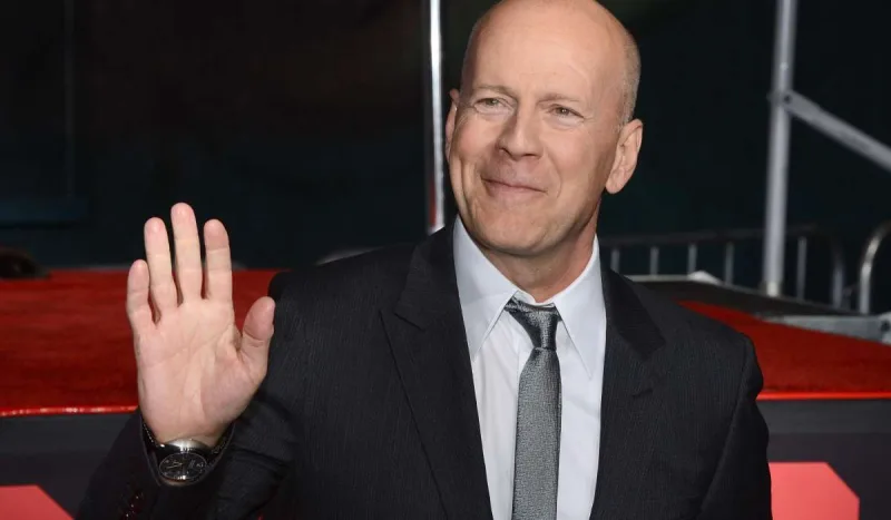 Brüs Uillis karyerasını sonlandırdı