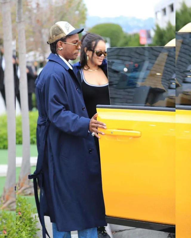 Rihannayla reper sevgilisi alış-verişdə