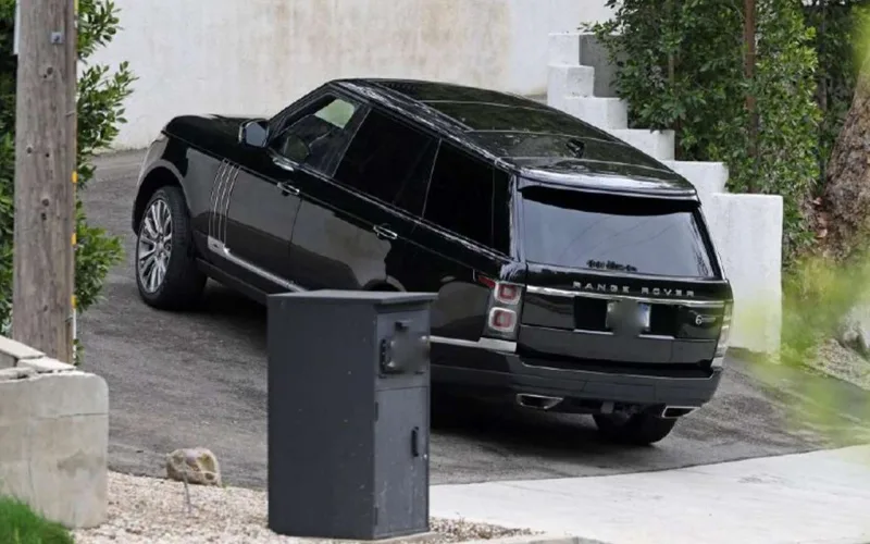 Kayli yeni eşq yaşayır