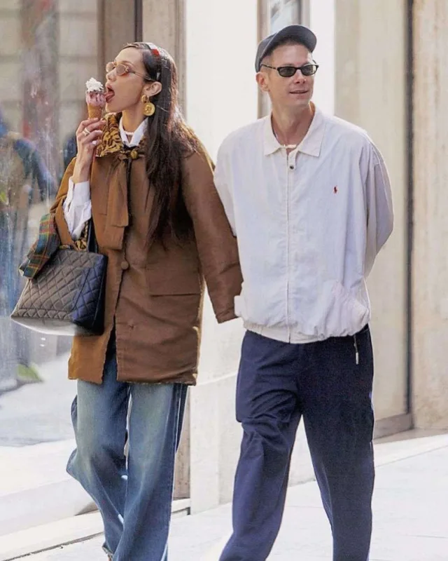 Bella Hadid və sevgilisi tərzi ilə gündəmdə