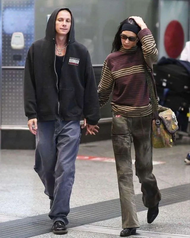 Bella Hadid və sevgilisi tərzi ilə gündəmdə
