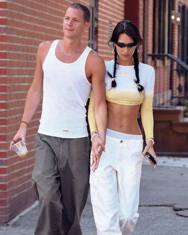 Bella Hadid və sevgilisi tərzi ilə gündəmdə