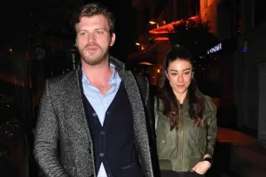 Kvanç Tatlıtuğ xanımı ilə görüntüləndi