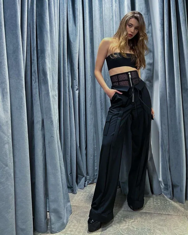 Afradan sonra Merti də sildi