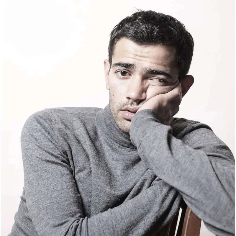 “Vəzifə gənclərə yox, peşəkarlara verilməlidir”