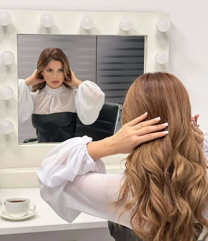 Aynişan özünü Benjamin Battona bənzətdi