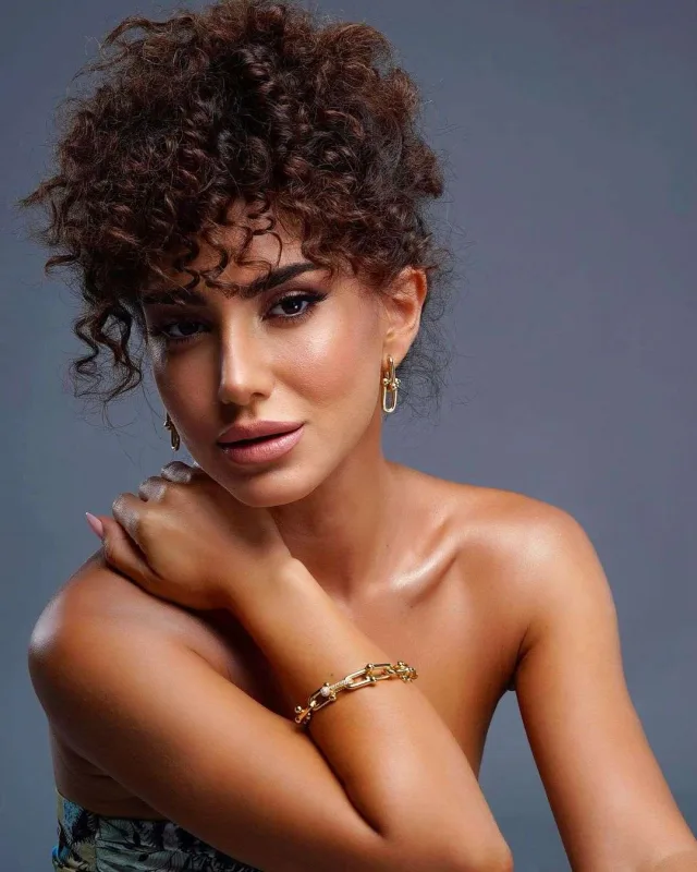 Mehinlə Şeymanın bənzərliyi...