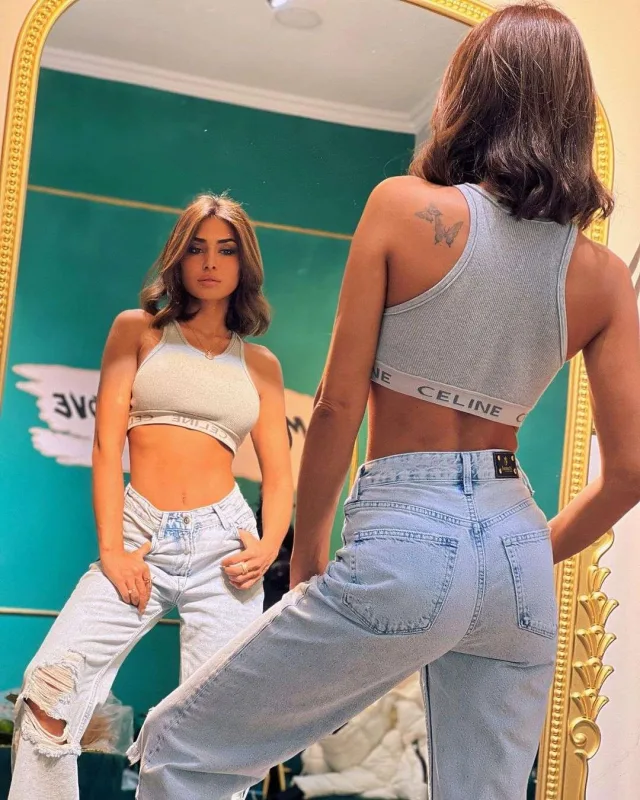 Pərvin şalvarına görə qınanıldı