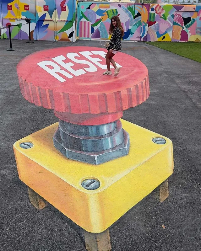 Günel Mayamidə pozalar verdi