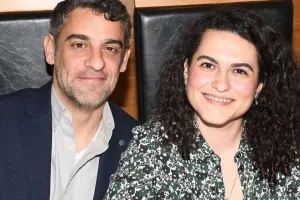 “Kavak Yelleri”nin Efesi ailə qurdu