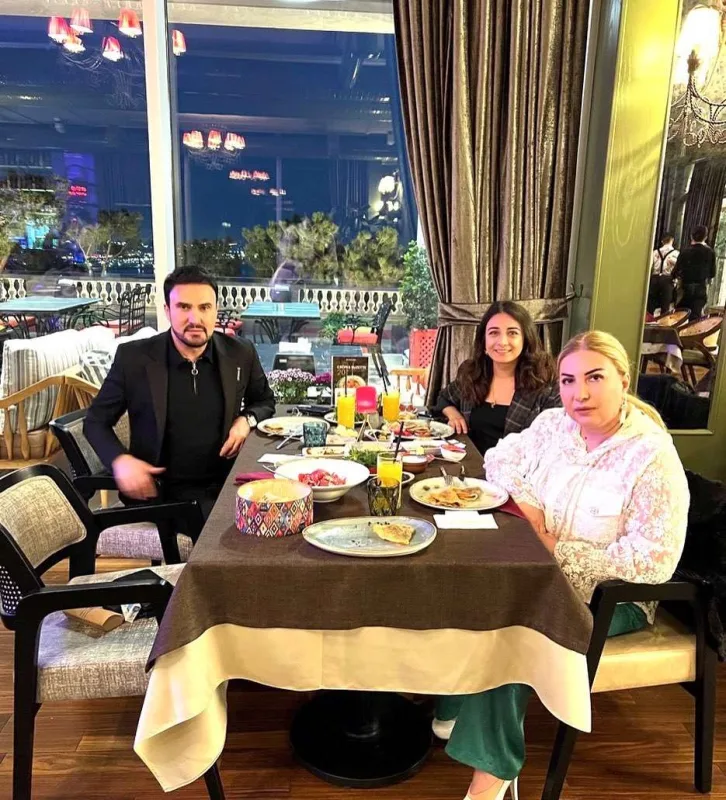 “52 yaşımda boşanıb neyləyəcəyəm?”