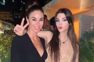 Defne Samyelinin qızı döyüldü