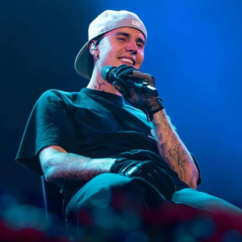 İlon onların “mavi tık”larını sildi