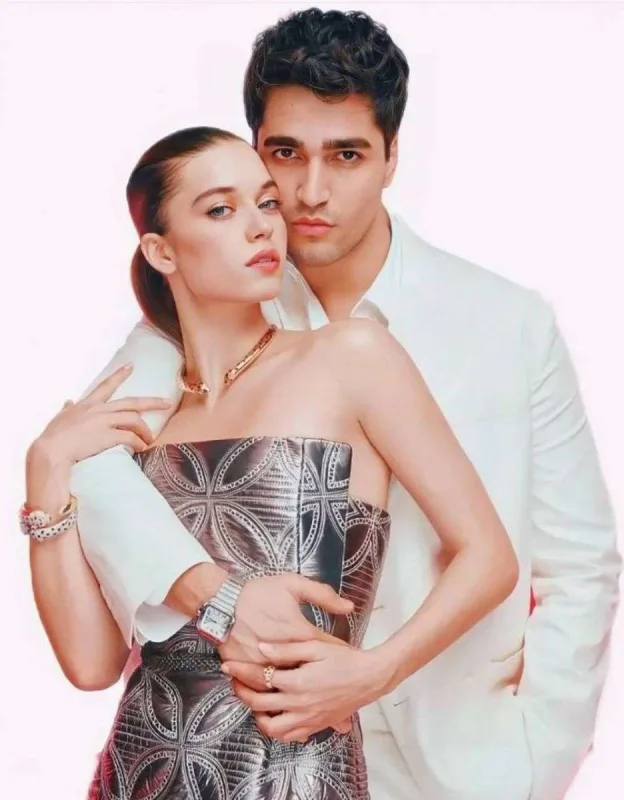 Birlikdə tətilə getdilər