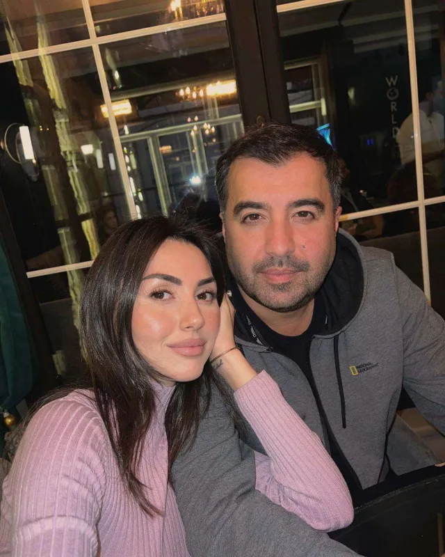 Safura həyat yoldaşı ilə tətildə