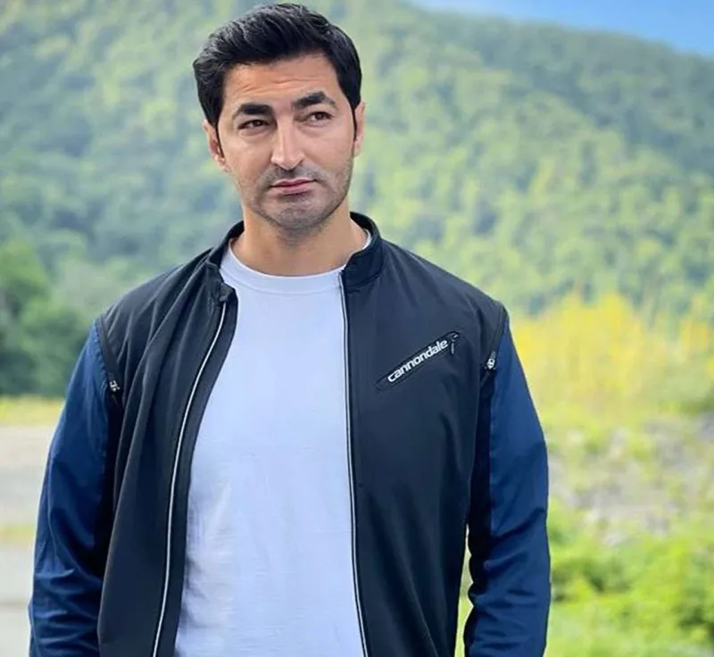 “Onların ümidinə qalsa, qocalıb boş-boş deyinəcəklər”