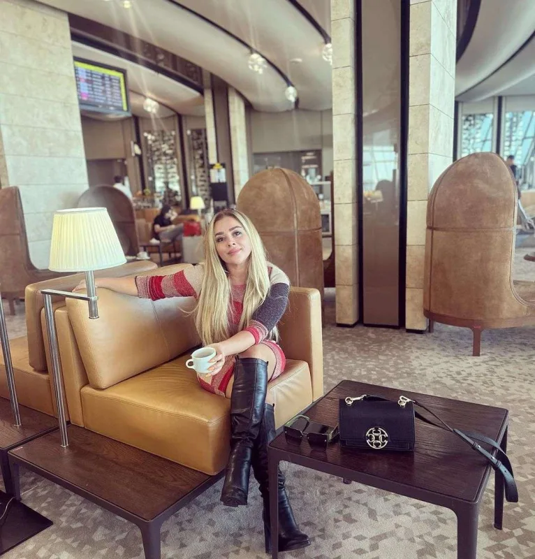 “Love” əvəzinə “Lave” yazdı, tənqid olundu