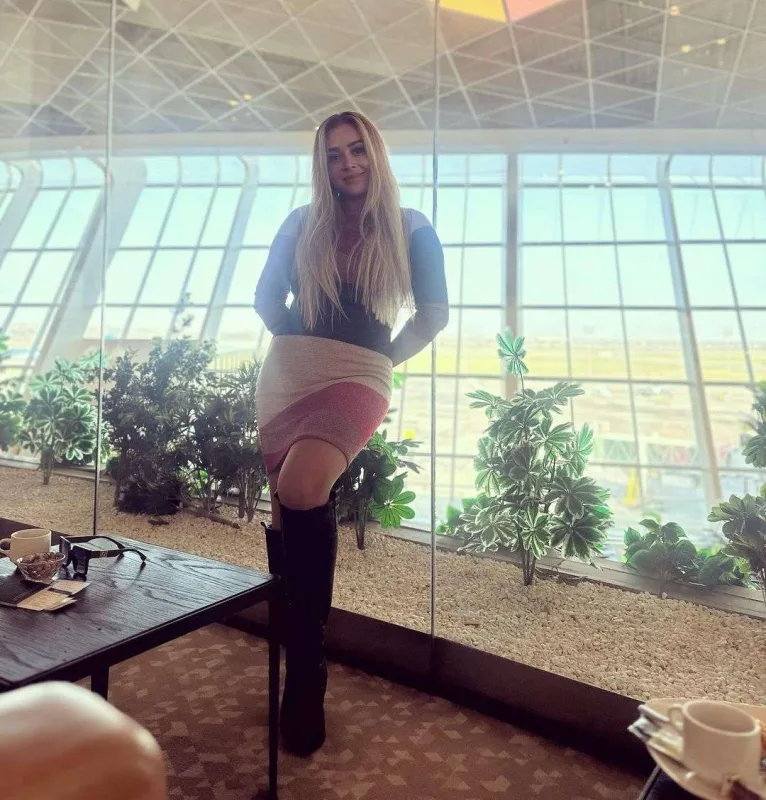 “Love” əvəzinə “Lave” yazdı, tənqid olundu