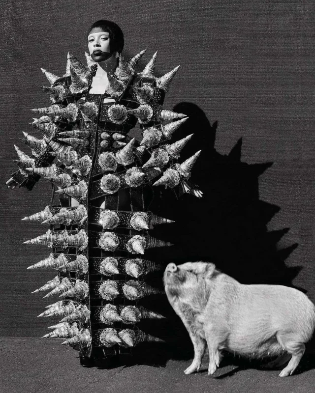 Doca yenə fərqli obrazda