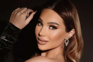 “Ağzını açanda ürəyin bulanır”