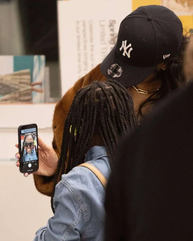 Rihannanın şoppinq tərzi