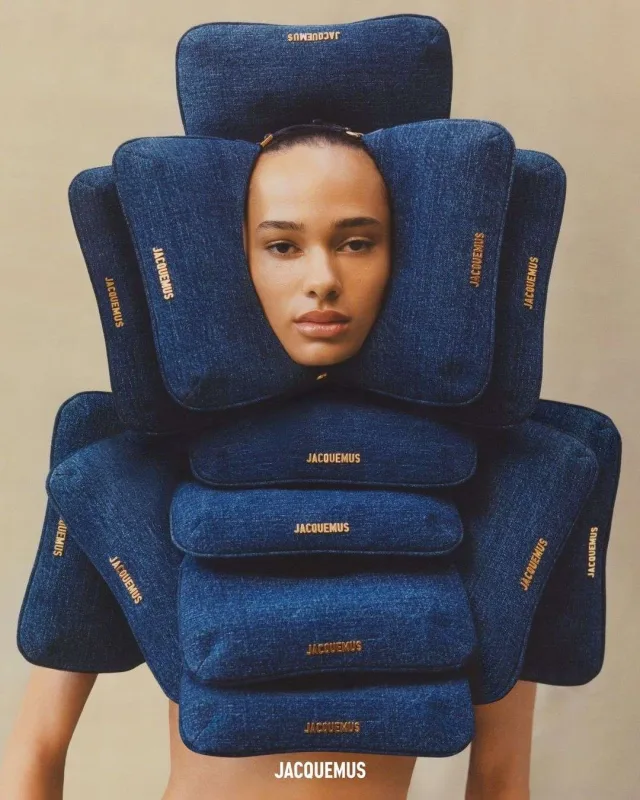 “Jacquemus”un yeni məhsulları belə təqdim edildi