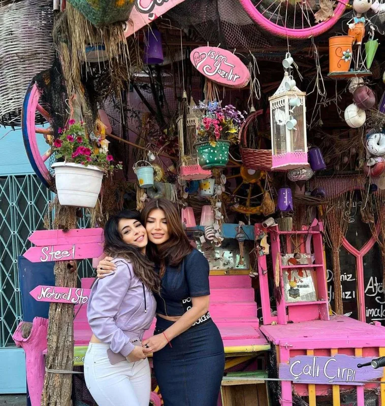 Afaq Büyükadada...