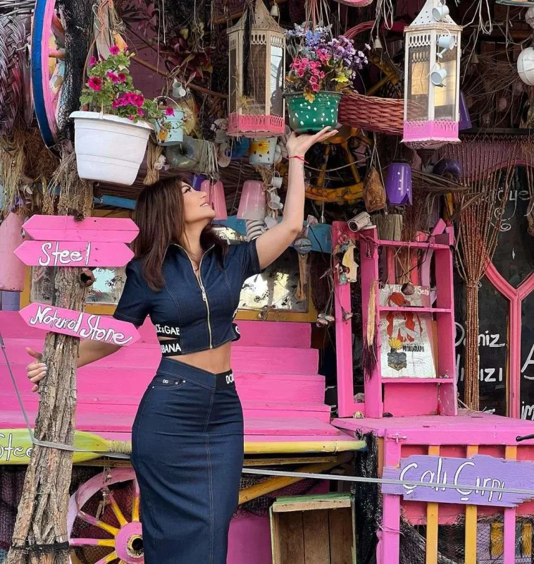 Afaq Büyükadada...